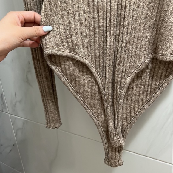 Forever 21 body suit - Picture 3 of 4